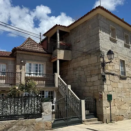 Villa Waterfront Stone House With Sea Views In The Old Town Combarro