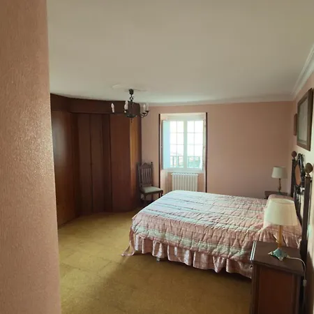 Waterfront Stone House With Sea Views In The Old Town Combarro