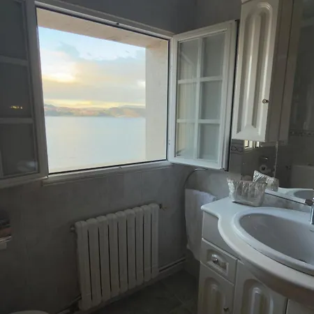 Waterfront Stone House With Sea Views In The Old Town
