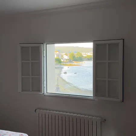 Villa Waterfront Stone House With Sea Views In The Old Town Combarro