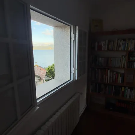 Waterfront Stone House With Sea Views In The Old Town Villa Combarro