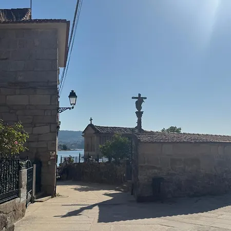 Villa Waterfront Stone House With Sea Views In The Old Town *